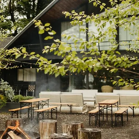 The Woodhouse Lodge